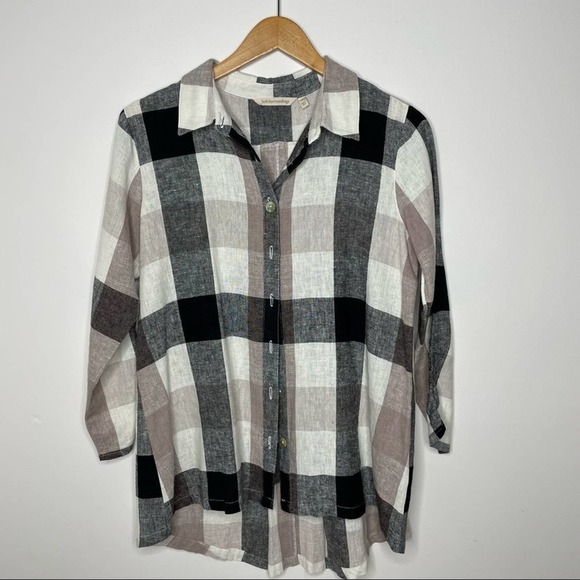 Soft Surroundings Carreaux Shirt in Ivory/charcoal plaid size S - Picture 4 of 7